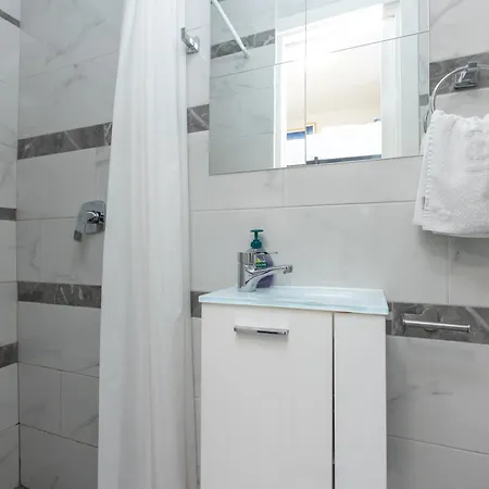 D Old Town Center ザダル