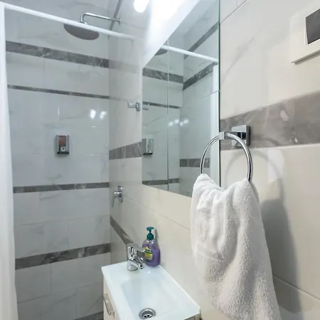 D Old Town Center Задар