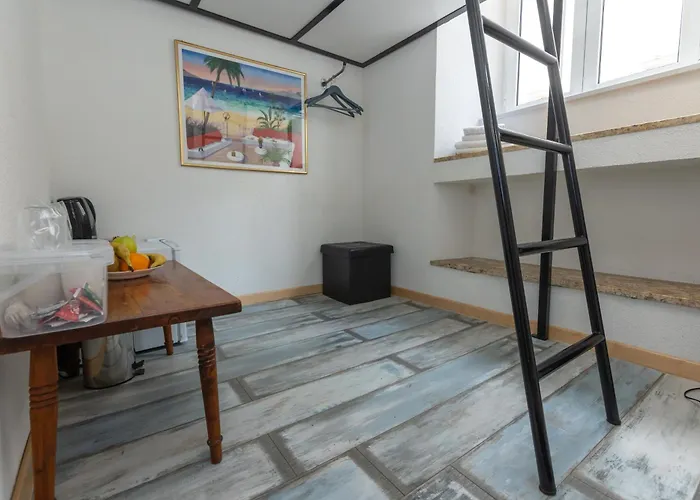 D Old Town Center Apartman