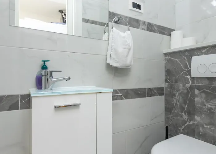 D Old Town Center * Zára