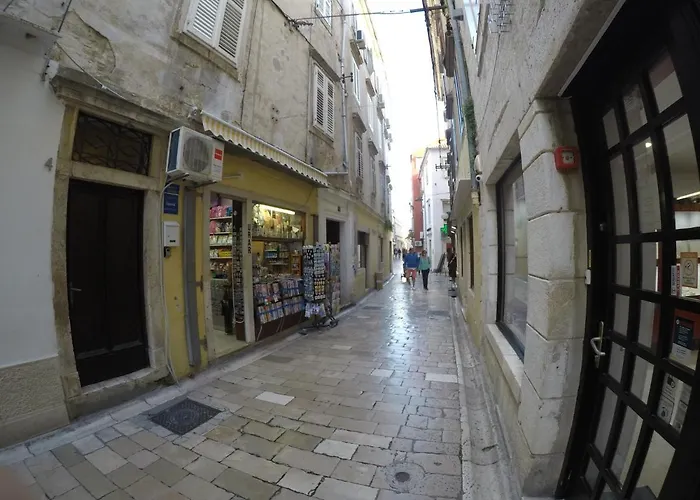 Apartman D Old Town Center *