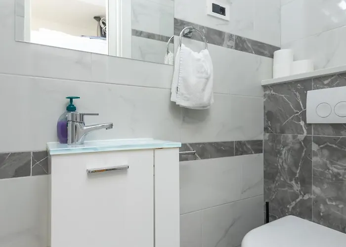 D Old Town Center * Zadar