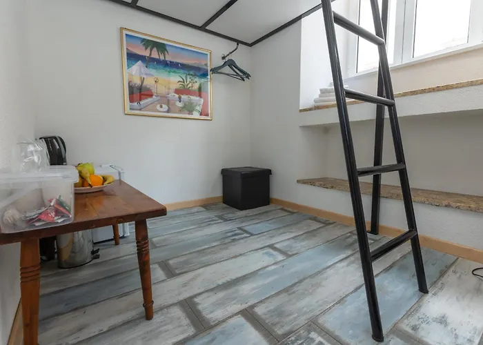 D Old Town Center Apartman